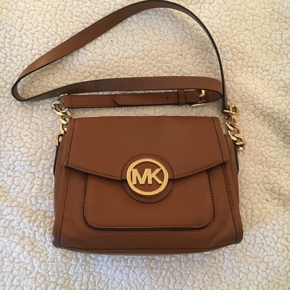 Michael Kors crossbody purse